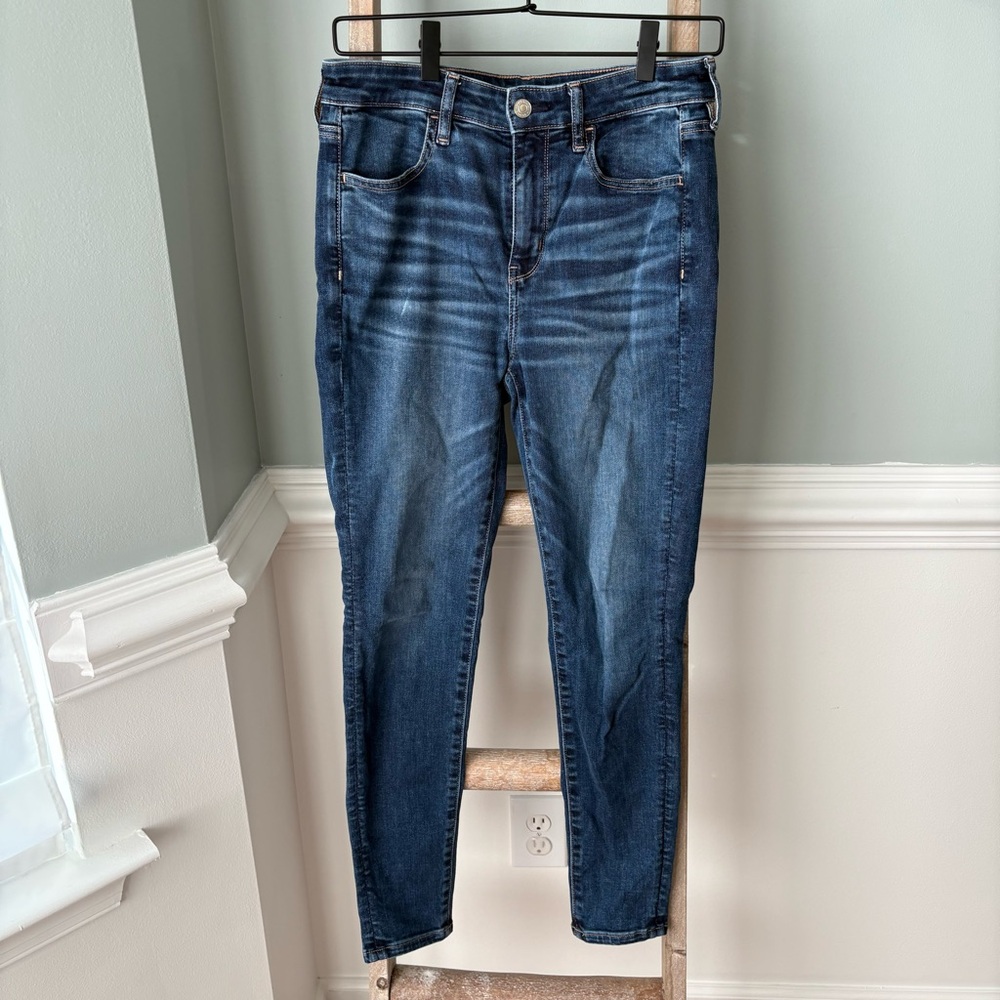 American Eagle Outfitters High Rise Jegging in Medium Wash Size 8 Short - 1746